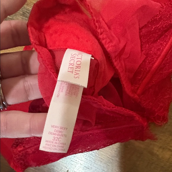 Victoria's Secret Red Lace Corset Bra - Picture 2 of 3